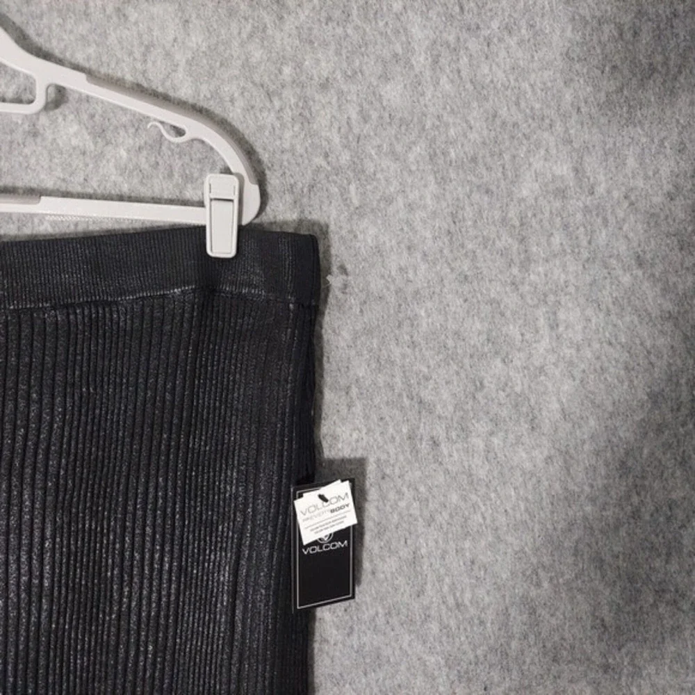 Volcom pencil skirt